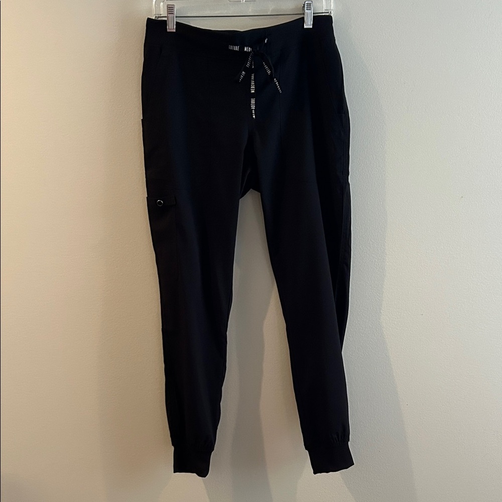 Med Couture Black Scrub Jogger Pants